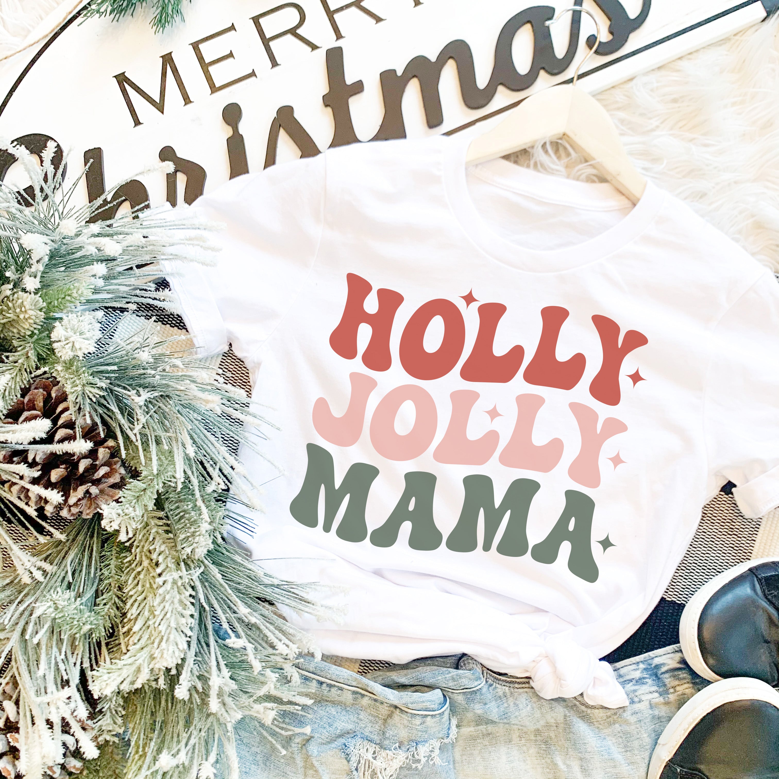 Retro Holly Jolly Mama Graphic Tee – The Container Clothing Co